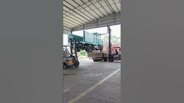 Creative Solution: Unloading a Truck Using Forklifts