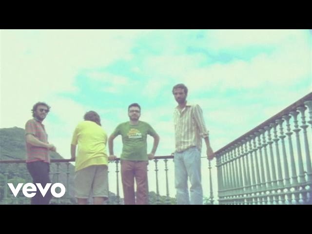 Los Hermanos - Morena (Video Clipe) class=