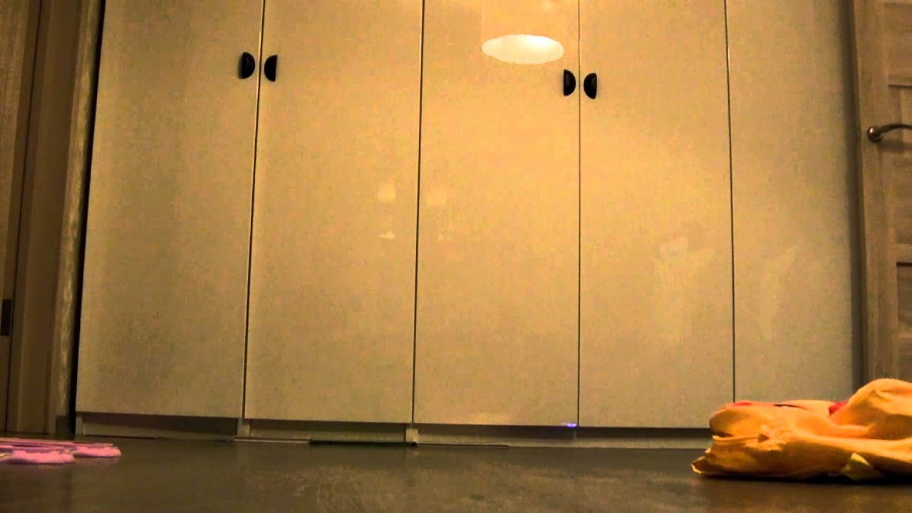 Учусь пилотировать мини квадрокоптер Hubsan X4 H107L. Он же Pilotage x4.