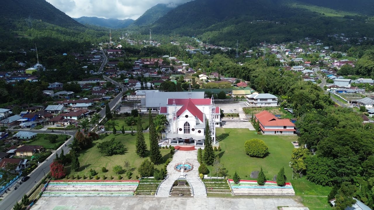 Kota Ruteng Manggarai 2024 View Drone DJII MINI 3 - YouTube