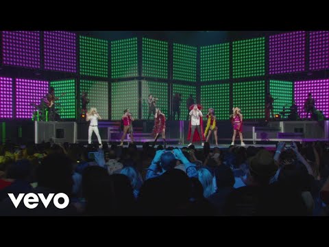 Watch the video for El Baile Del Sapo
