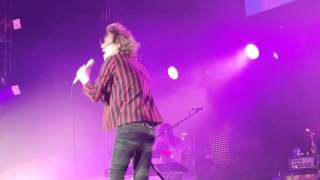 Cage The Elephant- Shake Me Down  (KROQ Almost Acoustic Christmas)