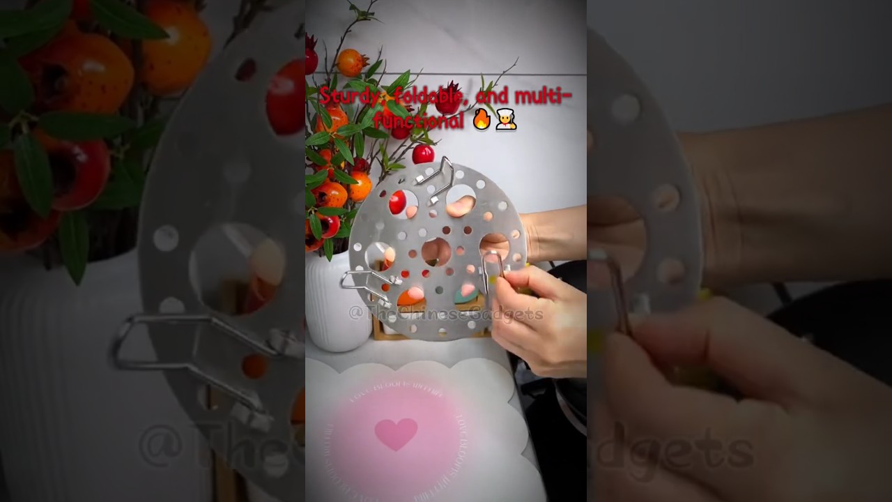 Foldable Metal Plate with Legs – Perfect for Steaming & Hot Pan Support 