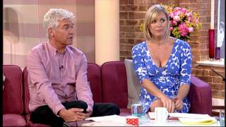 Jenni Falconer - Stunning Cleavage Again In Tight Blue Dress - 06-Jun-11