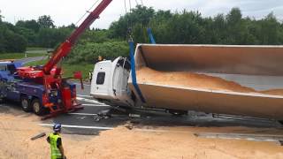 Accident tulle en Corrèze à voir le travail des dépanneurs NSO