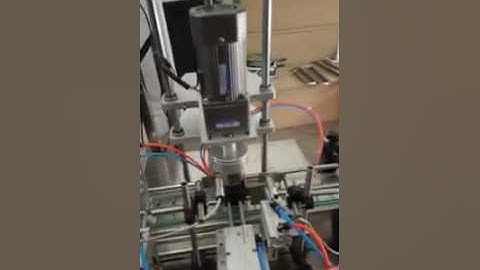 Máy chiết rót tự động 4 vòi, máy chiết rót tinh dầu, nước ngọt, may chiet rot 0961205658