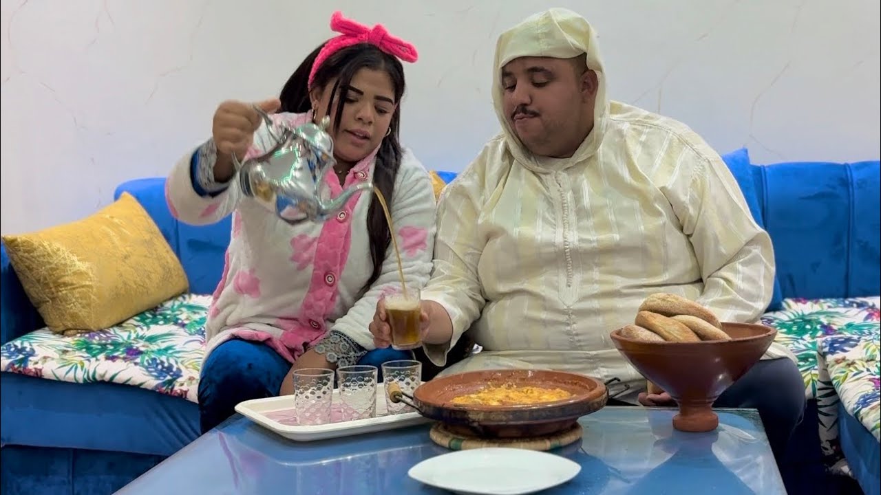 دكالي جا لبسين في لمدينة وعجبو وحتقراتو مرات خوه…وهوا يصدمها…