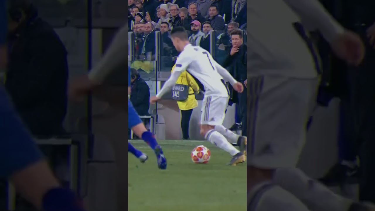 Cristiano Ronaldo's legendary body strutting 🔥 