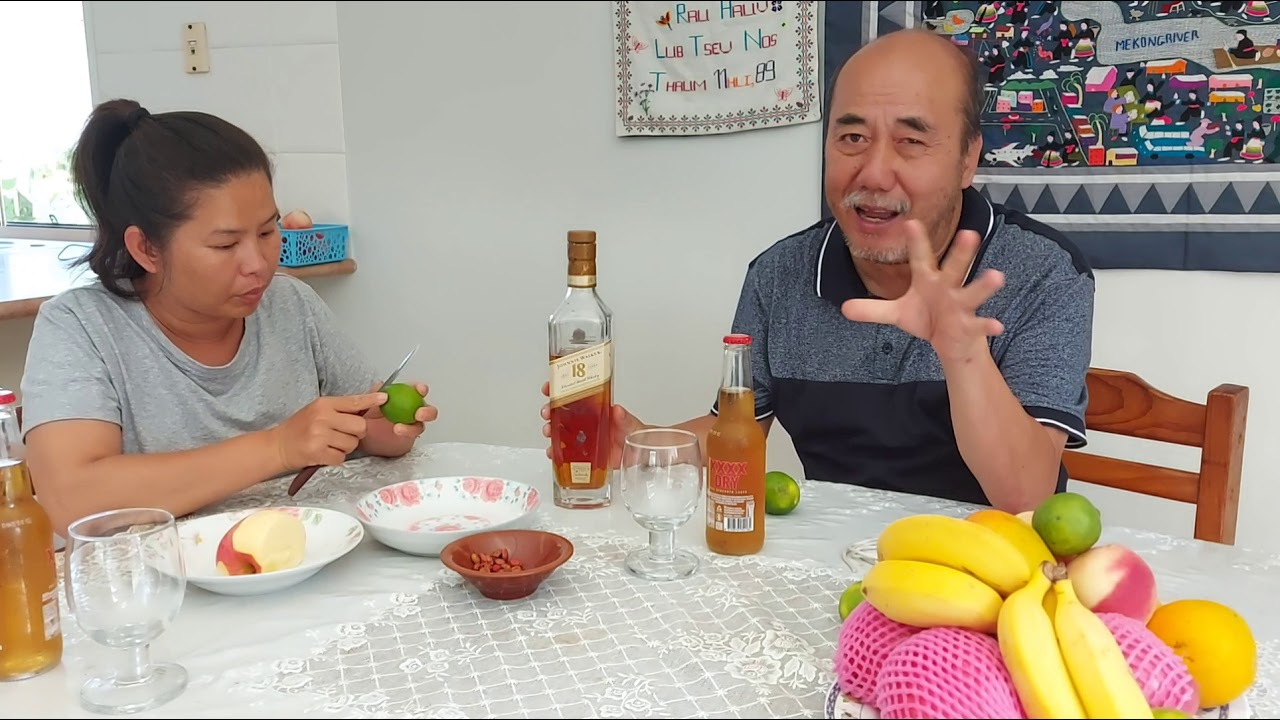 THAM TXOG LUB TXIV MIRACLE FRUIT LOS YOG BERRY.