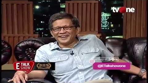 Cerdas !!! Rocky Gerung  Wanita Itu Indah Sebagai Fiksi dan Berbahaya Sebagai Fakta