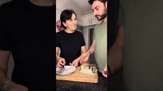 Annem mutfak tüyolarıyla tanışıyor… My mom discovers viral kitchen hacks. – Tarık Soysal – YouTube'da #17 trend
