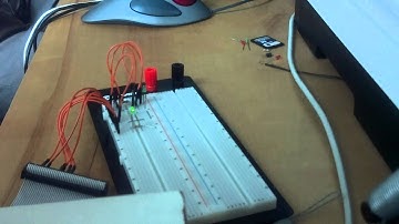 Raspberry Pi: green led blinking via GPIO input and Darlington transistor (RPi camera)