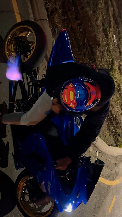 ZX10R AKA WOLVERINE SHOOTING 🔥😮‍💨 #bikelover #bikelife #youtubeshorts #kawasaki  #XXX