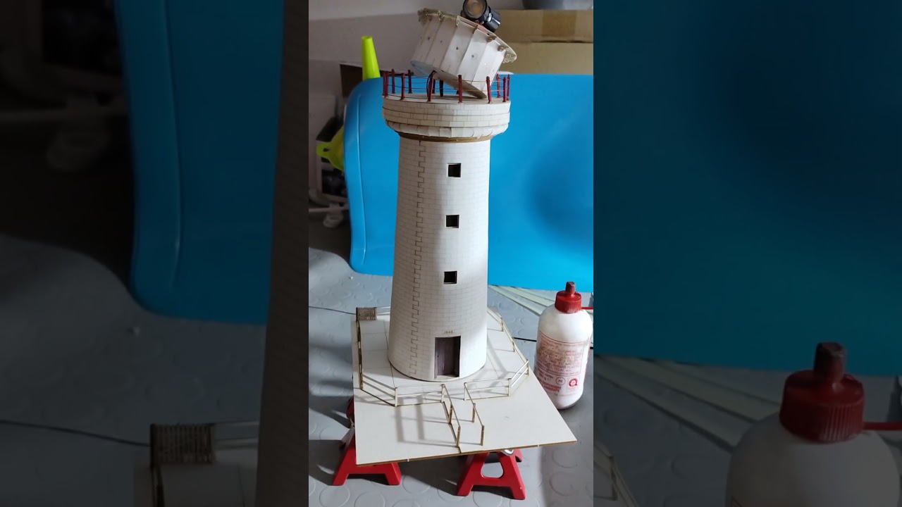 progetto "guardiano del faro" costruzione un faro storico in cartone 5 altri particolari