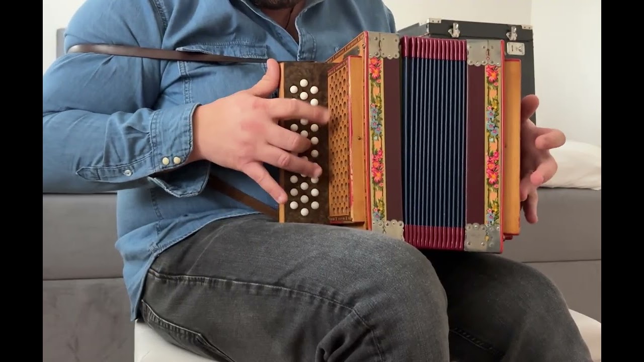 Jetz wird eis görgelet / josias Jenny / ländler schwyzerörgeli 