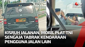 Cekcok, Mobil Plat TNI Sengaja Hantam Minibus | tvOne Minute