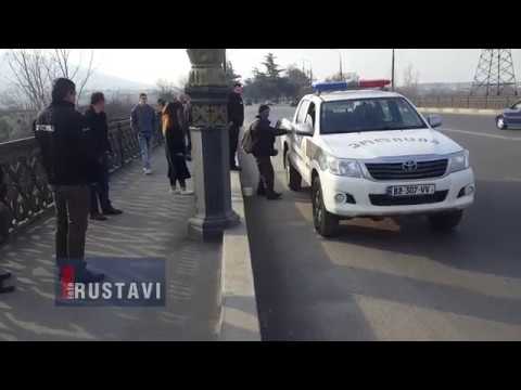 კაცი მტკვარში გადახტა