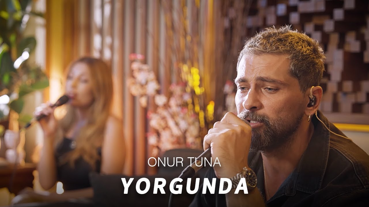 Guarda Onur Tuna – Yorgunda | Dost Meclisi I Canlı Akustik Seri su YouTube Guarda Onur Tuna – Yorgunda | Dost Meclisi I Canlı Akustik Seri su YouTube