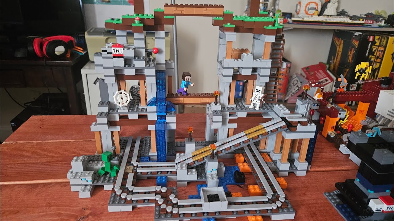 Day 22 of building lego minecraft world - YouTube