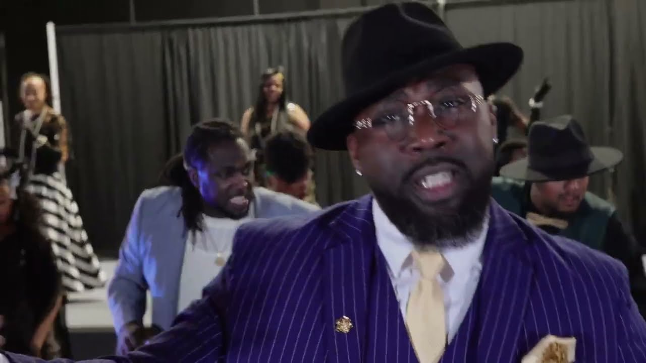 LION & KING- STEPPING IN THE KINGDOM (OFFICIAL MUSIC VIDEO)