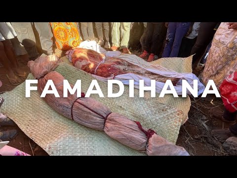 FAMADIHANA - Estivemos num ritual fúnebre em Madagáscar