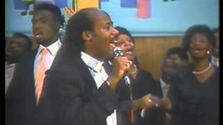 Bishop Jeff Banks & The Revival Temple Mass Choir - You Can Make It If You Try chords