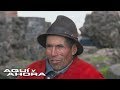 Con más de 70 años sube a picar hielo al volcán más alto de Ecuador y hoy es una celebridad
