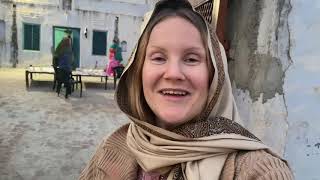 Foreign bahu visits Haryanvi husbands village for the 1st time - Indian village life