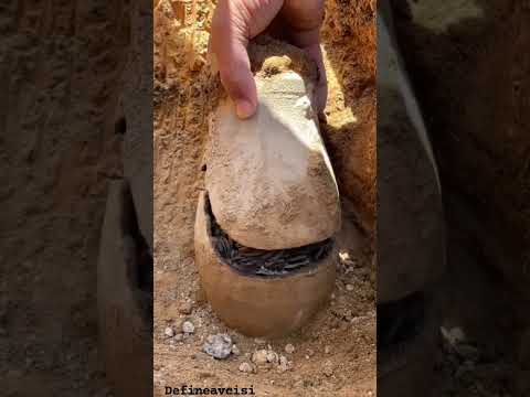 عملات برونزية قديمة 