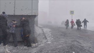 Crazy weather! Snow storm hits Moscow, Russia screenshot 5