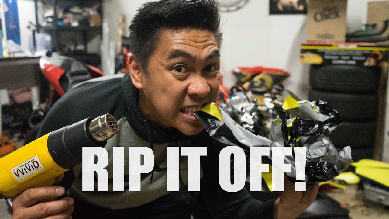 How To Remove Vinyl Wrap on a Motorcycle - YouTube