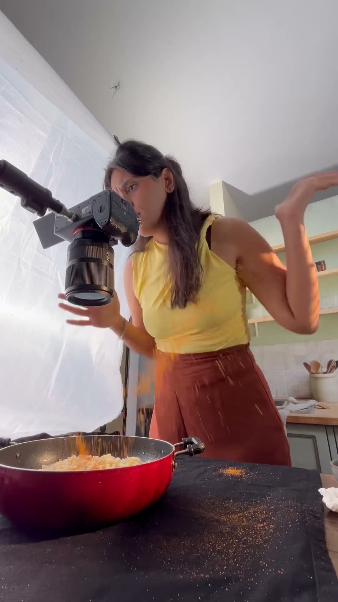 Can you guess what am I saying ? sometimes I have to take the shot multiple times #bts #food  #eat