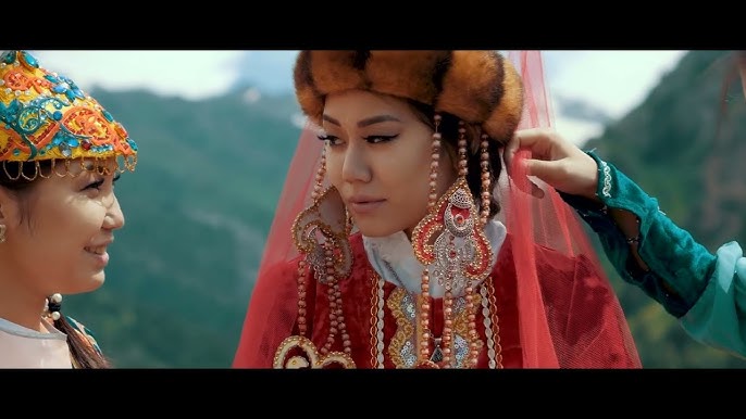 Әдемі кеуде және емізік секс эротикалық видео Proshow толық нұсқасы