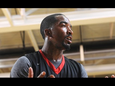 JR Smith And Baron Davis Get Buckets In Week 10 At Nike Drew League!