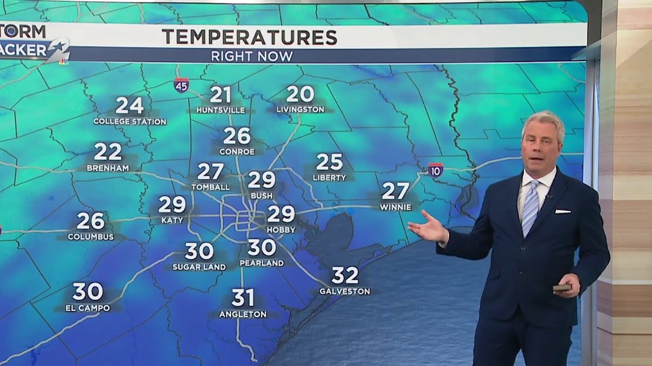 Houston braces for historic snowfall - YouTube