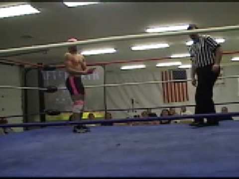 Wyndham James Winthorpe III vs. "Smooth" Ricky Sua...