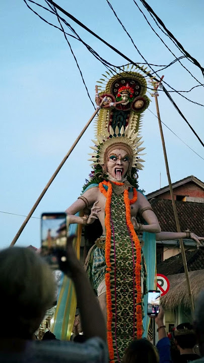 PARADE OGOH OGOH DI UBUD!!! #ogohogoh #ubud #nyepi #parade