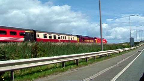37401 & 37670 pass Penmaenmawr 02/08/09