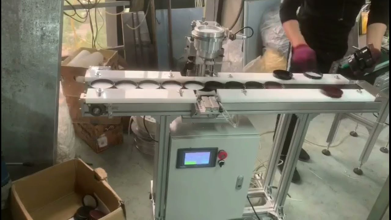 Semi auto bottle cap lid wad foil liner inserting machine