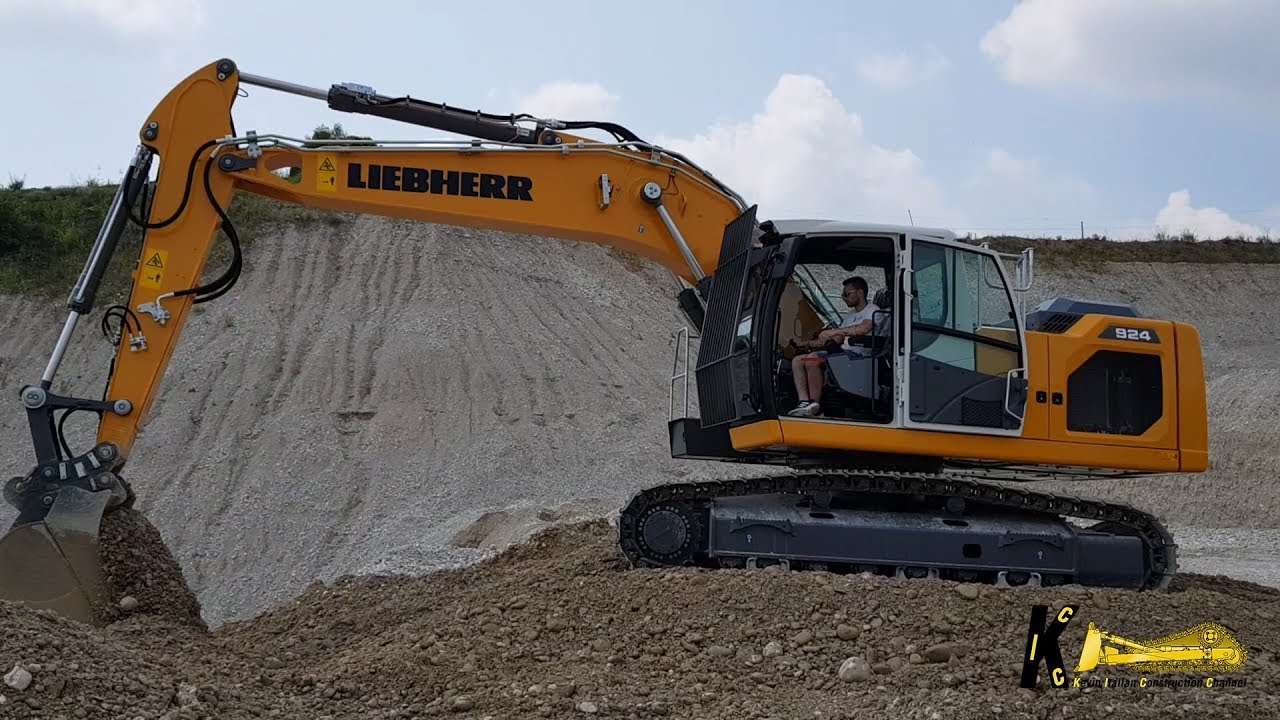 New Liebherr 924 Generation 8 Excavator On The Liebherr Demo Site Italy