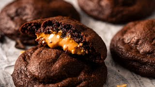 Peanut Butter STUFFED Chocolate Cookies 🍪🤎 Irresistible!