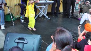 Mahi Singh Arora - Balle Ni Punjab Diye Sher Bachchiye - Vancouver Baisakhi (Vaisakhi) Mela 2011