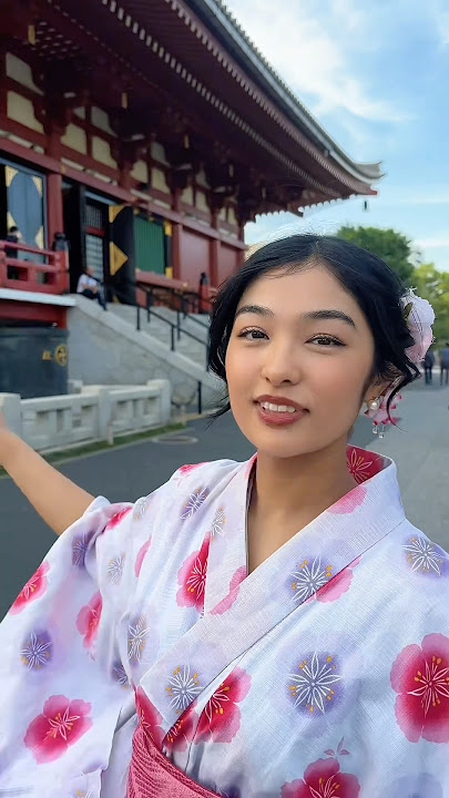wearing a yukata in Japan #japan #japantravel #japanese #kimono #yukata