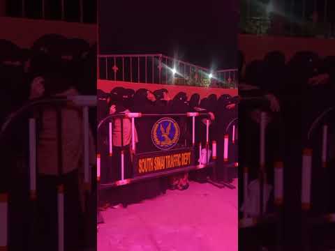 السيدات تحشد طوابير أمام لجنة مدرسة علي مبارك بمدينة طور سيناء في الساعات الأخيرة 