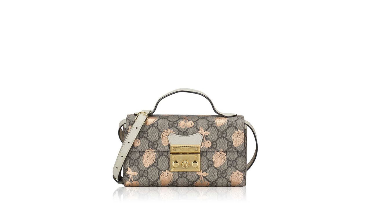 GUCCI 超レア物！クロシェットベレー　保存袋付き GUCCI 超レア物！クロシェットベレー 保存袋付き