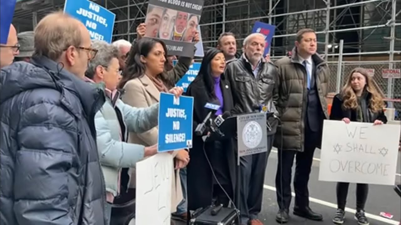 Live Outside Brooklyn Criminal Court With News Jewish Community live-outside-brooklyn-criminal-court-with-news-jewish-community