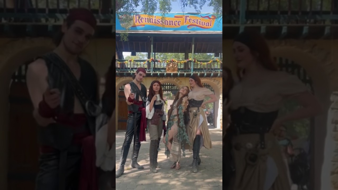 Immaculate vibes at the Renaissance faire ✨