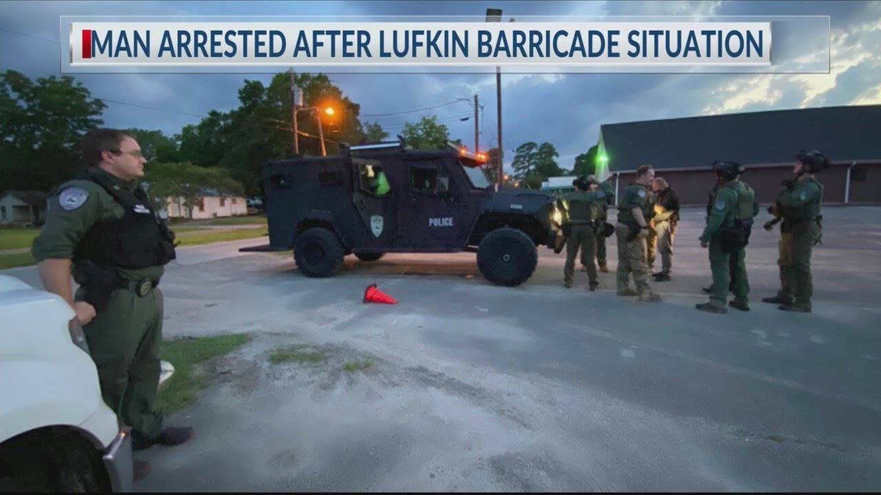 Man in custody after hours-long standoff with Lufkin authorities - YouTube
