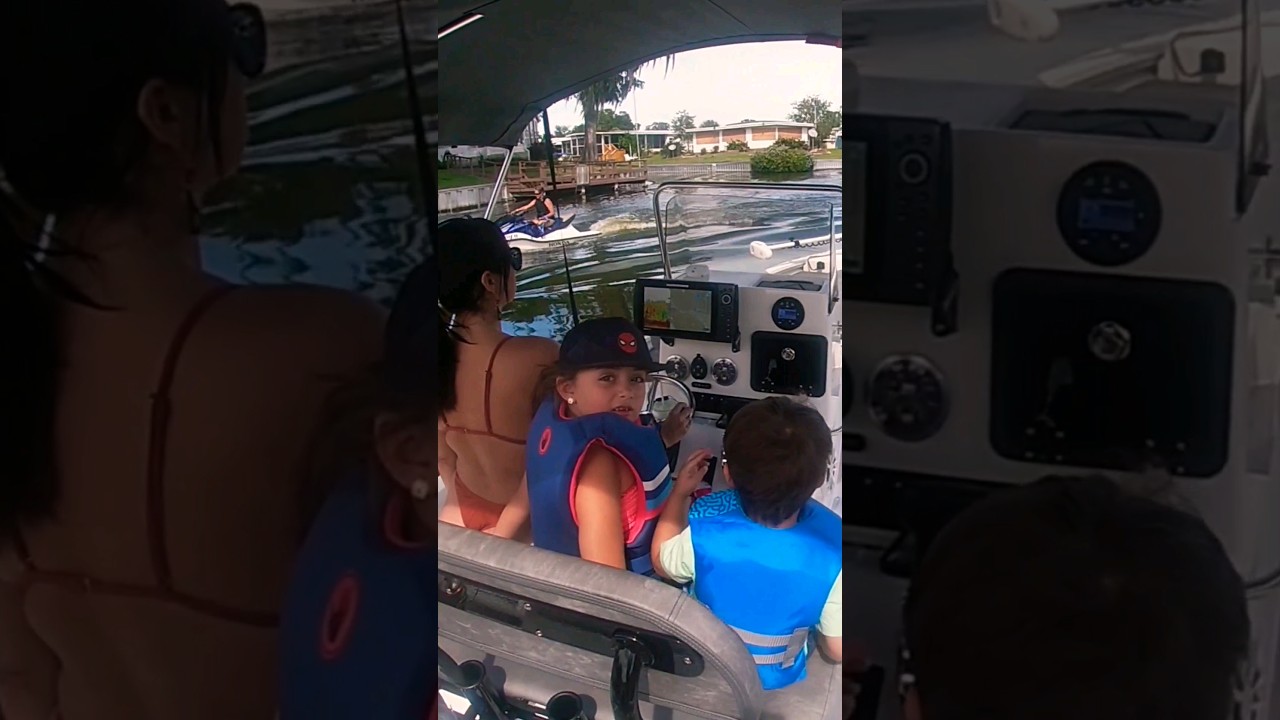 AMAZING!! Bass Fishing & Family  Boat! 💯 