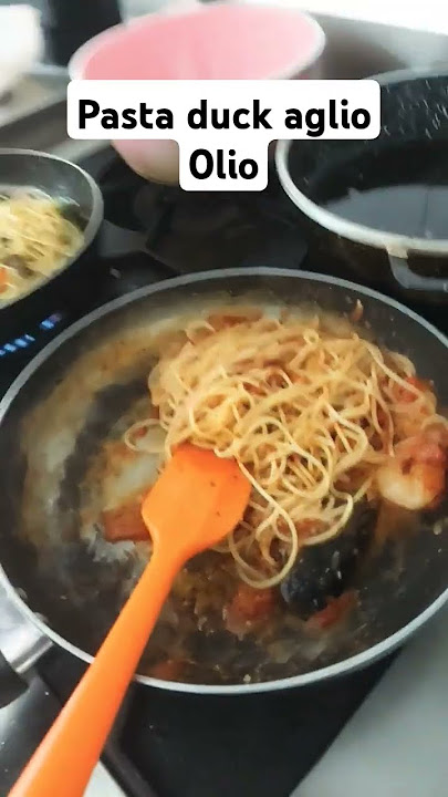tkw ada orderan pasta duck aglio olio